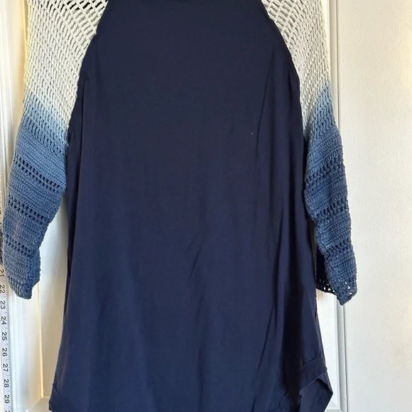 LG- Free People Navy Blue Women's Top with Bird Design - Picture 9 of 10